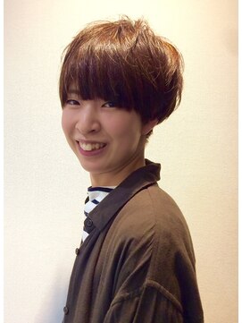ツムギ ヘアー(tsumugi HAIR) ガーリーマッシュショート