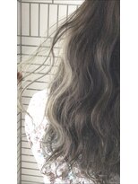 ラフ 原宿(L.a.a.g.f harajuku) 細めハイライト グレージュ@原宿