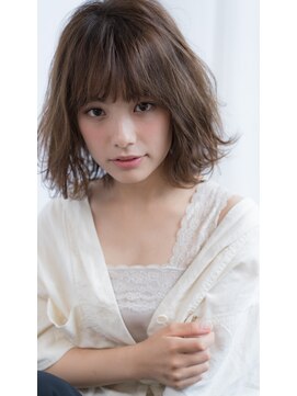 ガーランドウメダ(Garland umeda) 肩上ボブ×ローレイヤー×シアーベージュ3