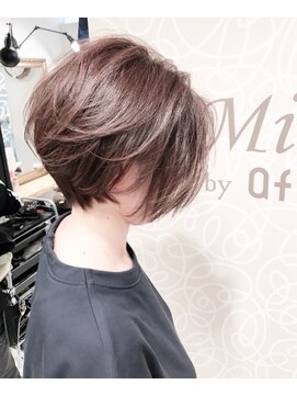 ミッシェル アフロート(michelle afloat) ２０代３０代４０代５０代小顔くびれ前下がりショートボブ東京