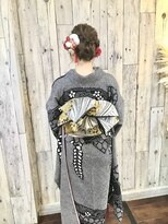 ヘアースペース ムーン(Hair Space MOON) お祝い事でのヘアーセットと振袖の着付け