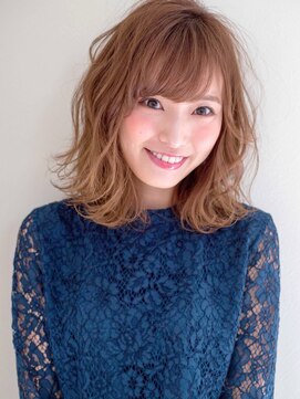 ロンド シャルム 吉祥寺(Lond charme) ベージュカラー大人かわいいレイヤーボブ