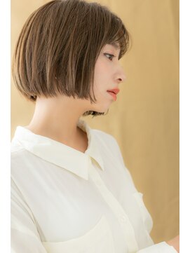 カバーヘア ブリス 志木南口駅前店(COVER HAIR bliss) 艶感カーキベージュ切りっぱなしぱっつんボブY志木20代30代40代!