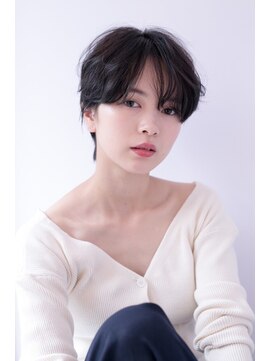 エイチバイシオミエイチ 神戸三宮(H by shiomi H) 【shiomi H】ショートstyle