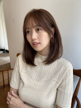 ガーランド (Garland) 大人かわいいミディアムレイヤー顔まわりレイヤーピンクベージュ