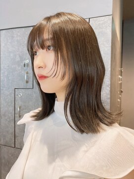 アルバム 銀座(ALBUM GINZA) レイヤーロンググレージュカラーくびレイヤー_ba479441