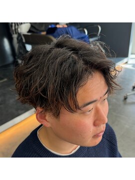 バース バイ ハピネス(BIRTH by happiness) 短め波巻きセンターパート
