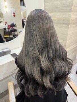 ラビス クローバー(Lovis clover) 前髪/アンブレラカラー/こなれミディ/韓国マッシュ