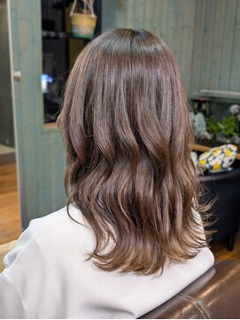 ジョカーレ(giocare) 艶髪ロング