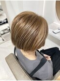 ハイトーンショートヘア