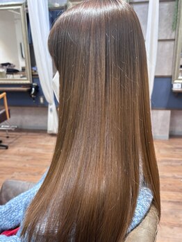 ヌーム 塚本店(NOOM)の写真/【お得な平日クーポンあり☆】湿気や汗でうねる髪にも◎不自然過ぎない、自然な仕上がりが大好評…♪
