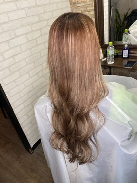 アトリエナガノツー 千葉富士見店(atelier nagano 2) ハイライトカラー/くびれヘア/レイヤーパーマ[千葉駅]