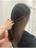 インナーカラー、グレージュ