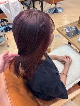 ユニ バイ マグ 長野店(Uni.by Mag) "ちらっと大人可愛い"インナカラー イヤリングカラー