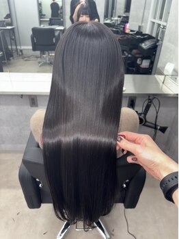 シンシア 新宿(CYNTHIA)の写真/ダメージ、広がりに悩まされてきたあなたへ*CYNTHIAの髪質改善で、自分史上最高の質感、手触りへ◎