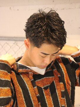 フリークバーバーショップ 河原町三条店(FREAK BARBER SHOP) サーフカール/スパイキーショート/フェザーパーマ/河原町三条K