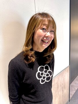 テン アヴェダ(TEN AVEDA) ふんわりレイヤー!ハイライトで立体的に!