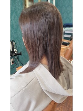 美髪 ヘアサロン(美髪 Hair salon) 切りっぱなしロブ