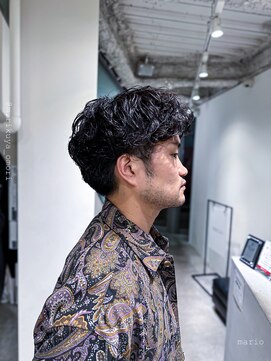 マリオ(mario) グランジ系ツイストスパイラルパーマ