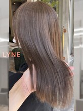 ブリーチ毛にも対応出来る酸性縮毛矯正。