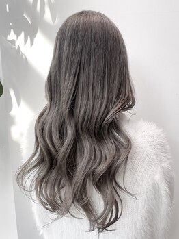 stair : case ginza7【ステアケース】の写真/ヘアカラーを専門で扱うカラーリストが在籍★こだわりカラーはstair:caseのカラーリストにお任せ！[銀座駅]