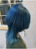 くびれミディアム/ミディアムレイヤー/ブルーカラー