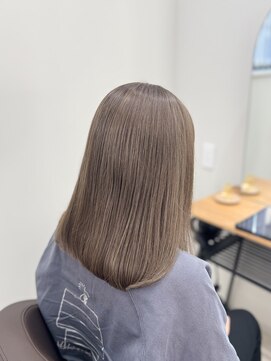 コル 市川(cor) 白髪ぼかし×ヴェールオリーブ