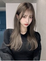 レア 新越谷(LEA) ナチュラルロングレイヤー × グレージュ