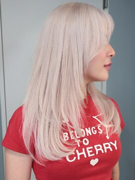 プネル 渋谷(PUNEL) 原宿　ホワイトブロンド　ハッシュカット　ケアブリーチ