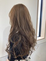 モガ美容室(Moga)&nbsp;無造作ウェーブとハイライトで魅せるグラマラスロングヘアー♪