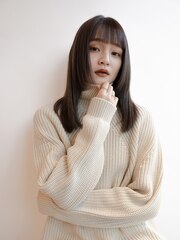 小顔　ぱっつん　ストレート　