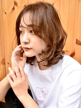 ブゾン(buZon) シースルーバング×毛先カールミディ