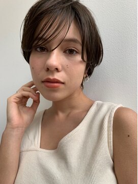 ローウェ 渋谷(Louwe) 切りっぱなし小顔ボブ,イヤリングカラー[渋谷/渋谷駅]