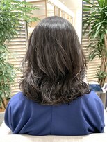 ステアケース 武蔵小杉店(stair:case)&nbsp;大人暗髪/ゆるふわパーマ/ミディアム外ハネ