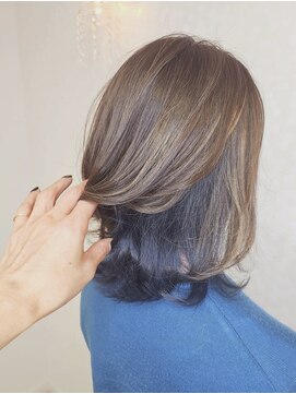 ヘアーアンドメイク ドレス(DRESS) インナーカラー　ダークネイビー