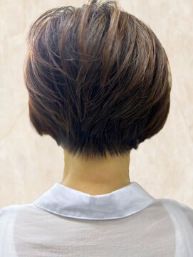 ヘアーサロン ティアレ(hair salon Tiare) 30代40代50代大人キレイな首周りスッキリ小顔ショート 秋カラー