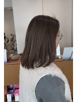 アンドビューティフル 恵比寿(andbeautiful)&nbsp;内巻きも外巻きも楽しめるミディアムスタイル