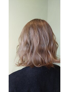 トットニゴー(totto nigoo) 切りっぱなしボブ