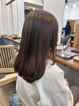 ファルベ(Farbe) 大人可愛い透けブラウンミディ