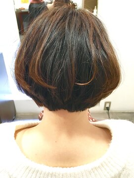 ルクス(Rks) 大人かわいいマッシュショートボブ