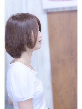 セシル 高津店(SECIL) 切りっぱなしショートボブ2