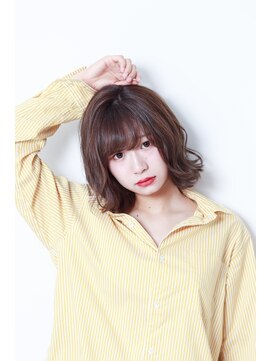 e.m.a プレミアムビューティーサロン 栄駅店(e.m.a PREMIUM BEAUTY SALON) ラフで可愛い外ハネボブ/小顔ショート
