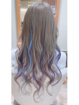 レアナ バイ ニーナ(Leana by NINA) #プルエクステ #エクステ #ヘアカラー #学割24 #インナーカラー