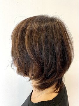 ブランヘアー(BRIN HAIR) ハイライトカラーで立体感を