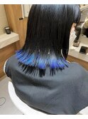 モードなブルーエンドカラー