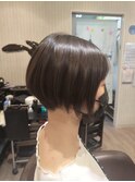 前下がりショートボブ