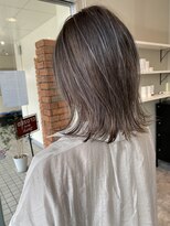 アットラップレーヴ(attrape-reve)&nbsp;【attrape-reve】大人可愛いグレーアッシュ/ブリーチ