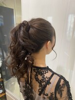 アキオドットヘアー(AKIO.hair)&nbsp;シンプルだけど可愛い！　ポニーテールアレンジセット！