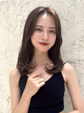 ロンド ストラーダ 心斎橋(Lond strada) 韓国前髪顔周りロング×インナーグレージュ[心斎橋/髪質改善]