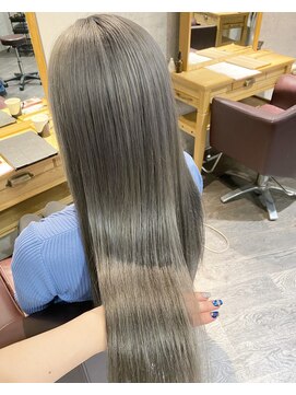 アフィナー(Afinar) グレージュカラー横浜駅